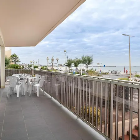 Front De Mer, Bel Appartement Pour 4 Avec Terrasse Apartment